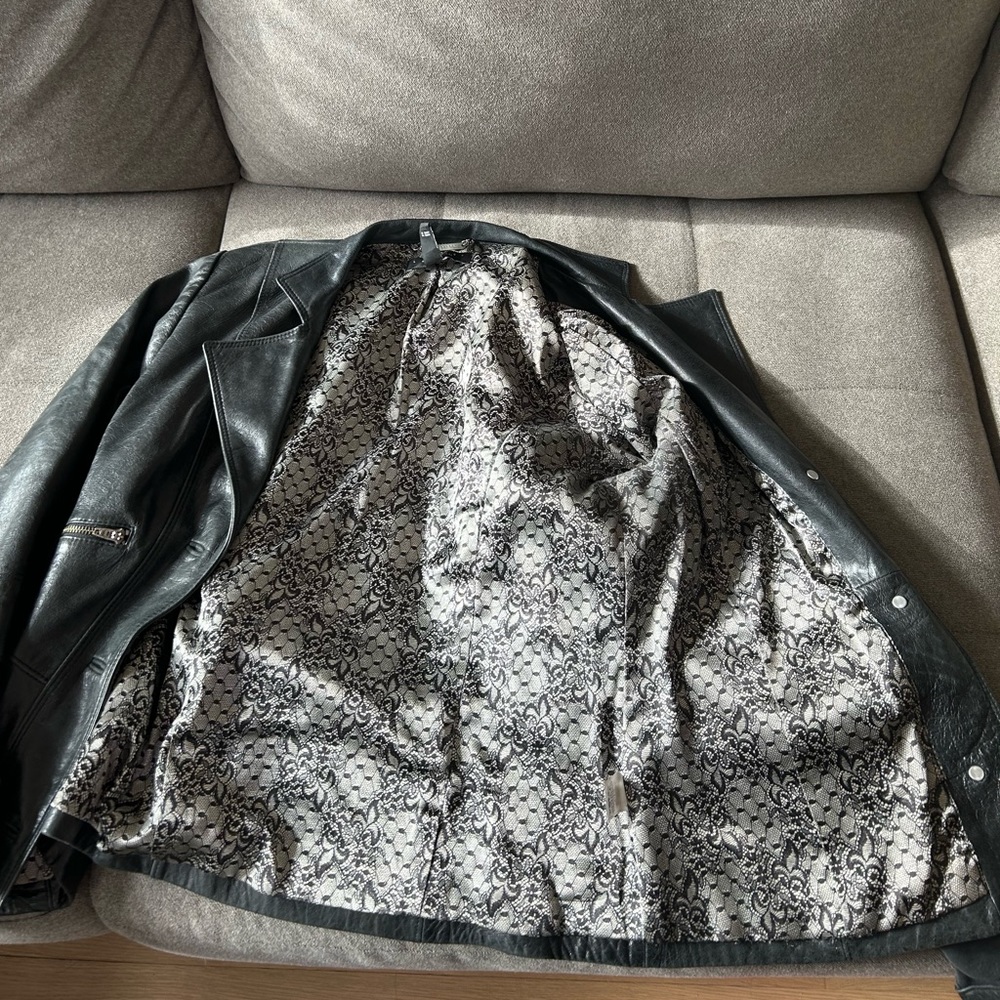 Laundry by Shelli Segal distress leather black jacket.